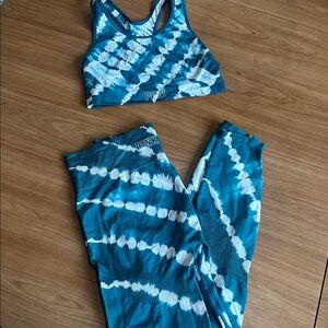 PINK Victoria's Secret Sports Bra  and leggings Set